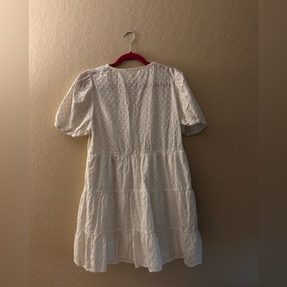 Blogger / influencer fave! Zara White Cotton Eyelet Babydoll Mini Dress – Size M - Picture 3 of 4